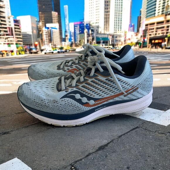 SAUCONY Women's Ride `13 Sky Storm Sneakers Size 8.5 - Picture 1 of 8